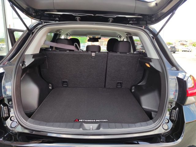 2025 Mitsubishi Outlander Sport LE photo 26