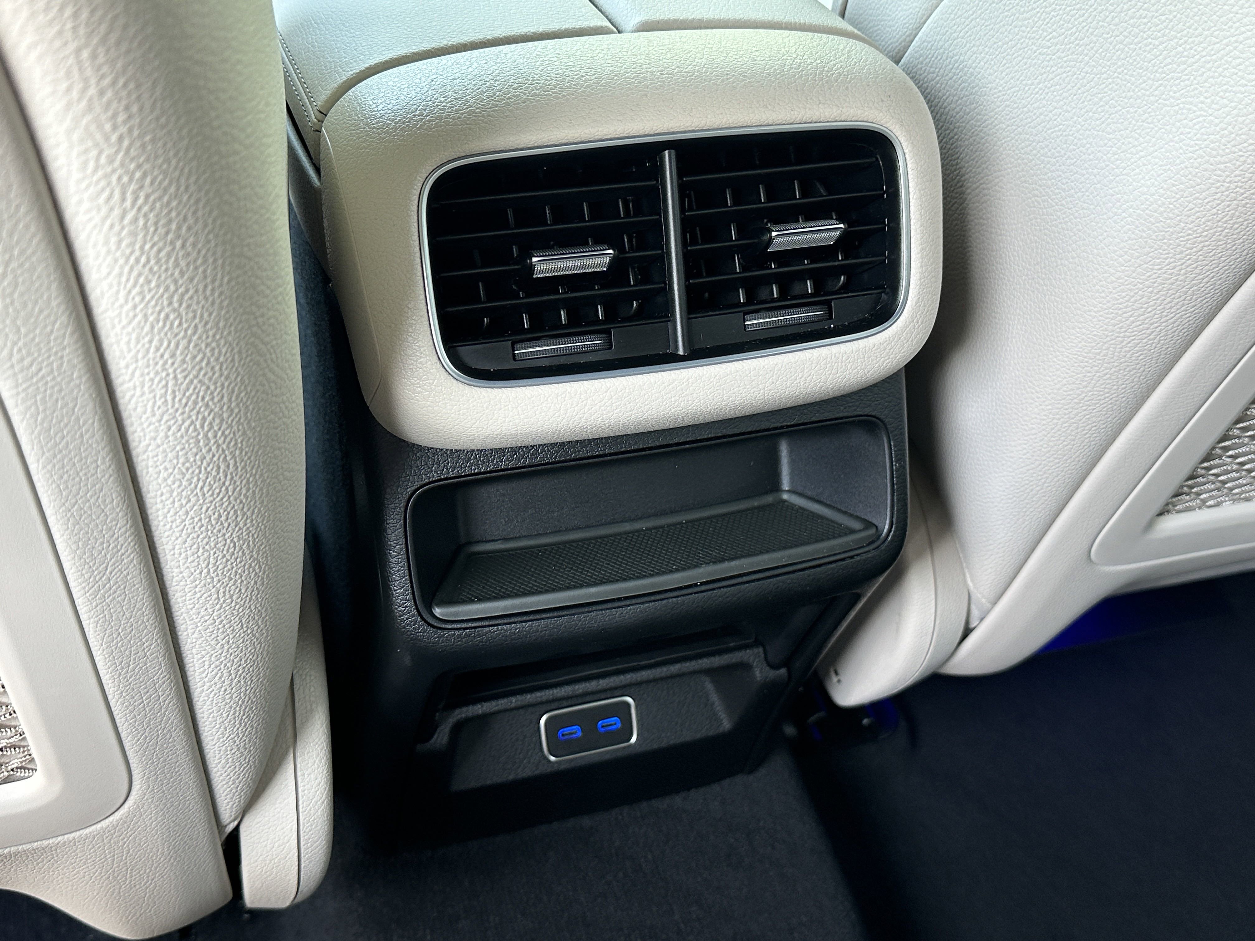 2024 Mercedes Benz GLE 350 4MATIC photo 12