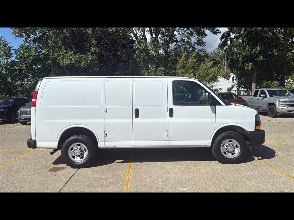 2021 Chevrolet Express 2500 Work Van Cargo photo 4