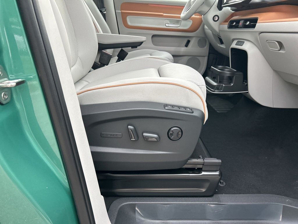 2025 Volkswagen ID. Buzz Pro Plus photo 29