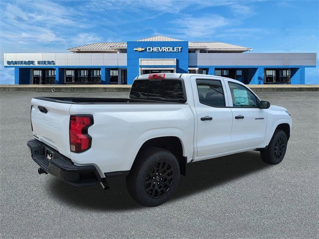 2025 Chevrolet Colorado LT photo 3