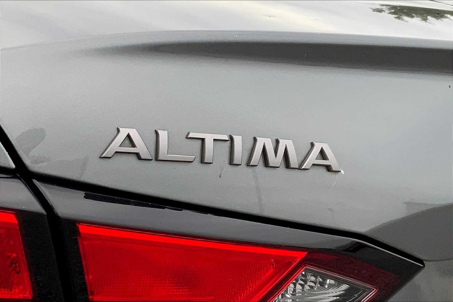 2023 Nissan Altima 2.5 SV photo 27