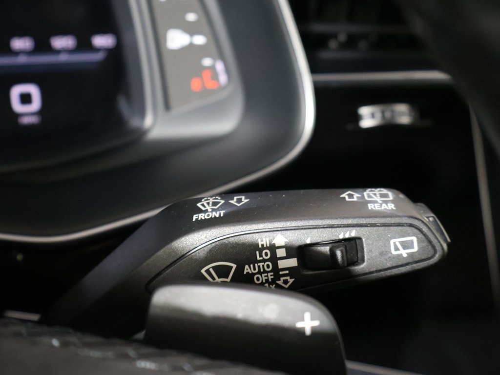 2022 Audi Q7 45 Premium Plus photo 44