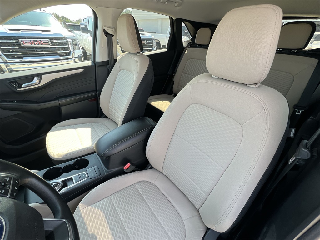 2021 Ford Escape SE photo 13