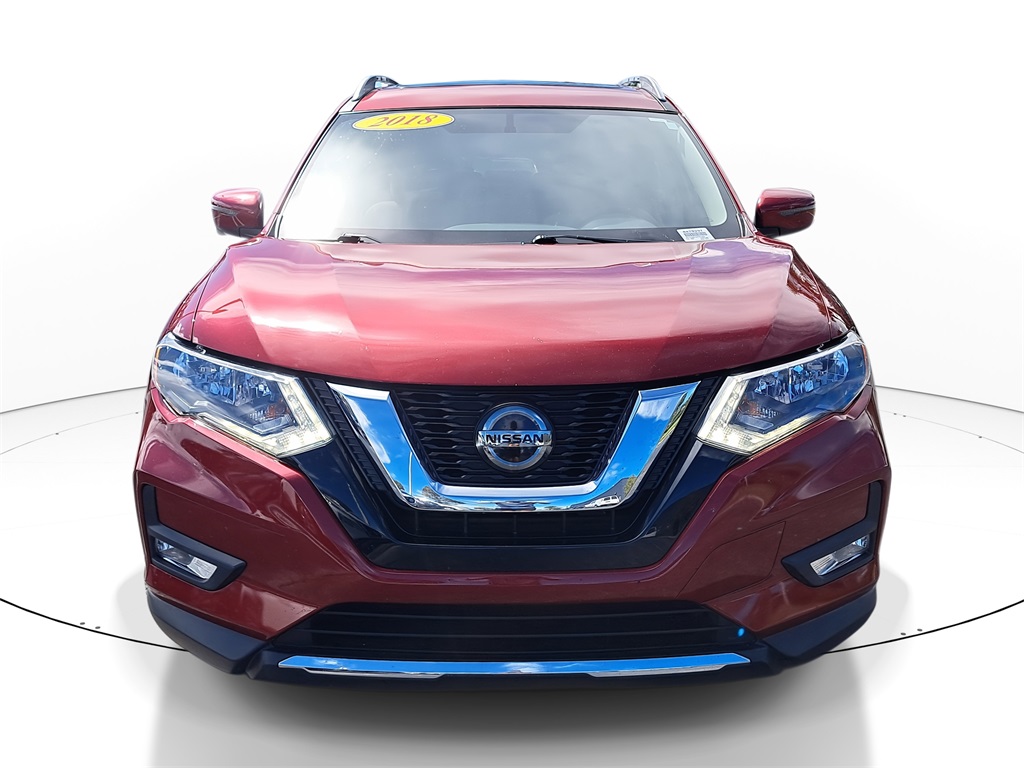 2018 Nissan Rogue SV photo 2