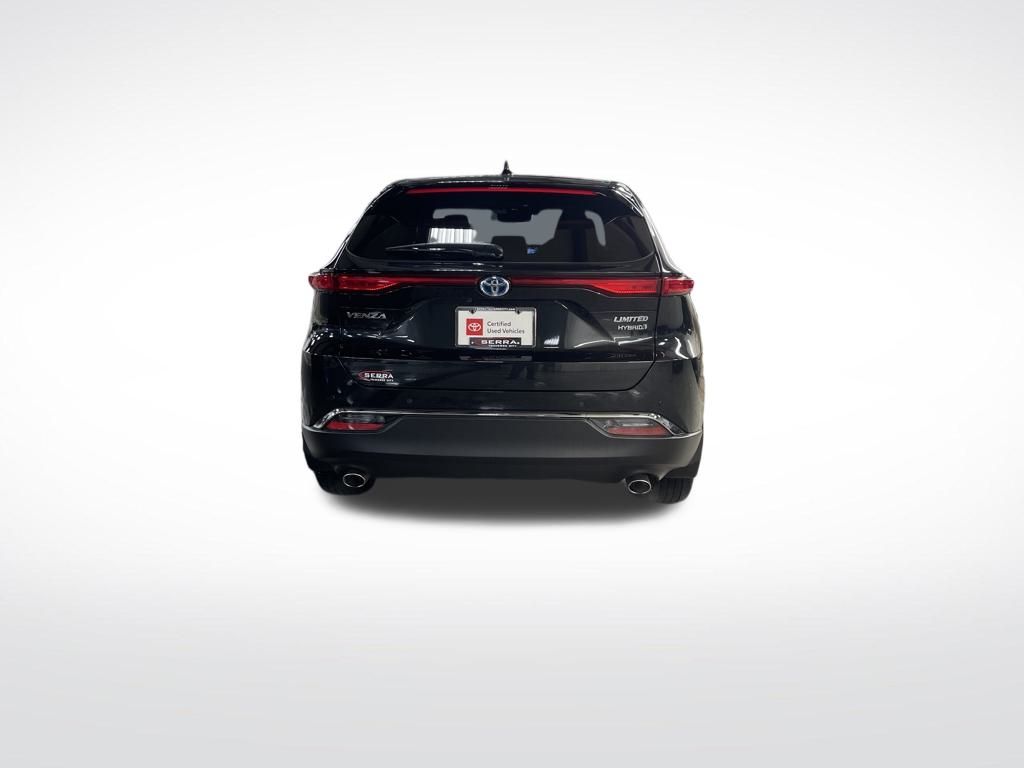 2022 Toyota Venza Limited photo 4