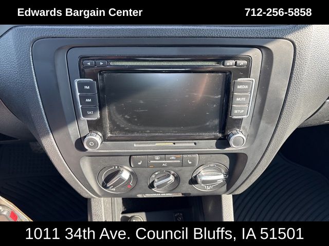 2011 Volkswagen Jetta 2.5L SE photo 16