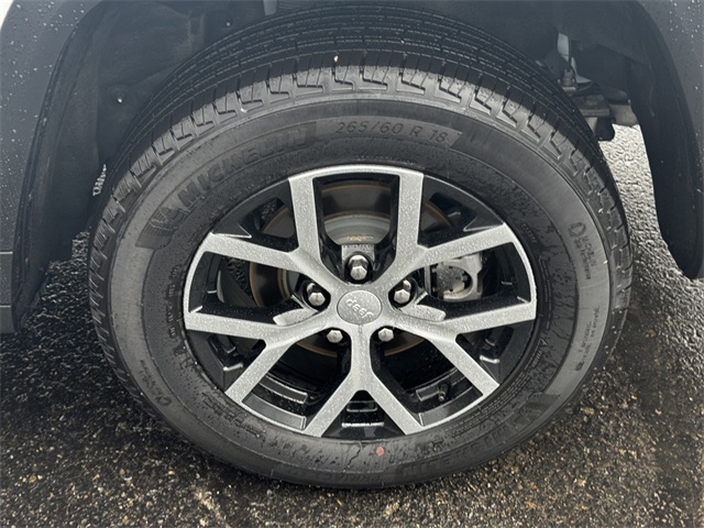 2024 Jeep Grand Cherokee Limited photo 11
