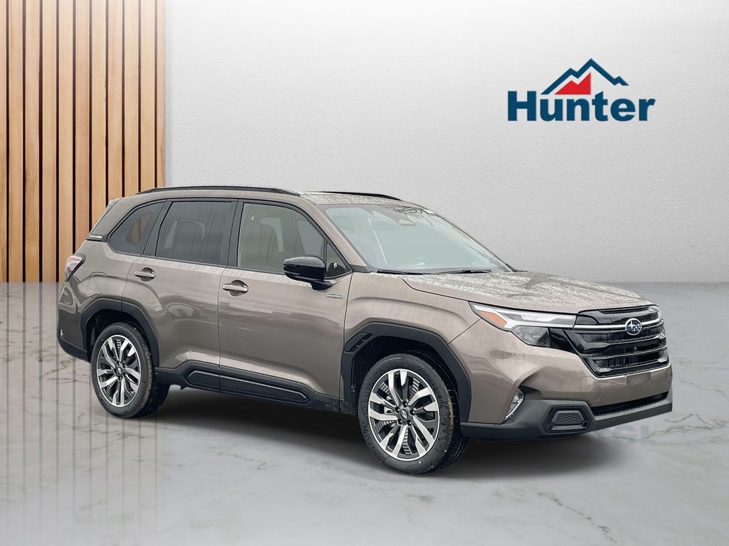 2025 Subaru Forester Touring's photo