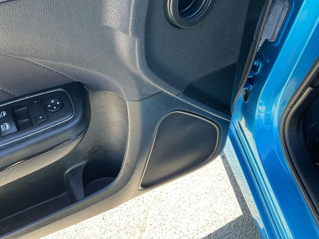 2023 Dodge Charger GT photo 13