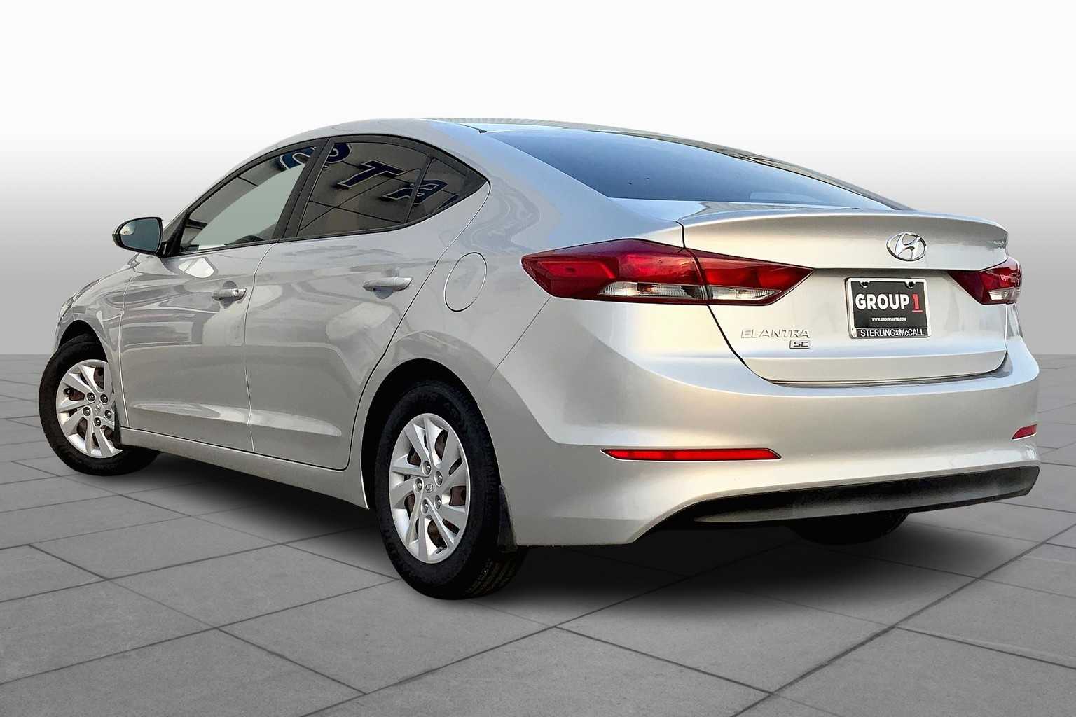 2018 Hyundai Elantra SE photo 10