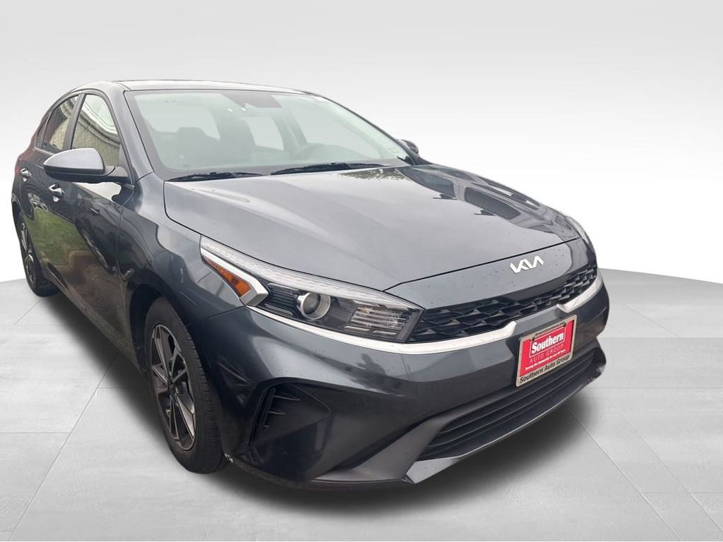2023 Kia Forte LXS photo 7