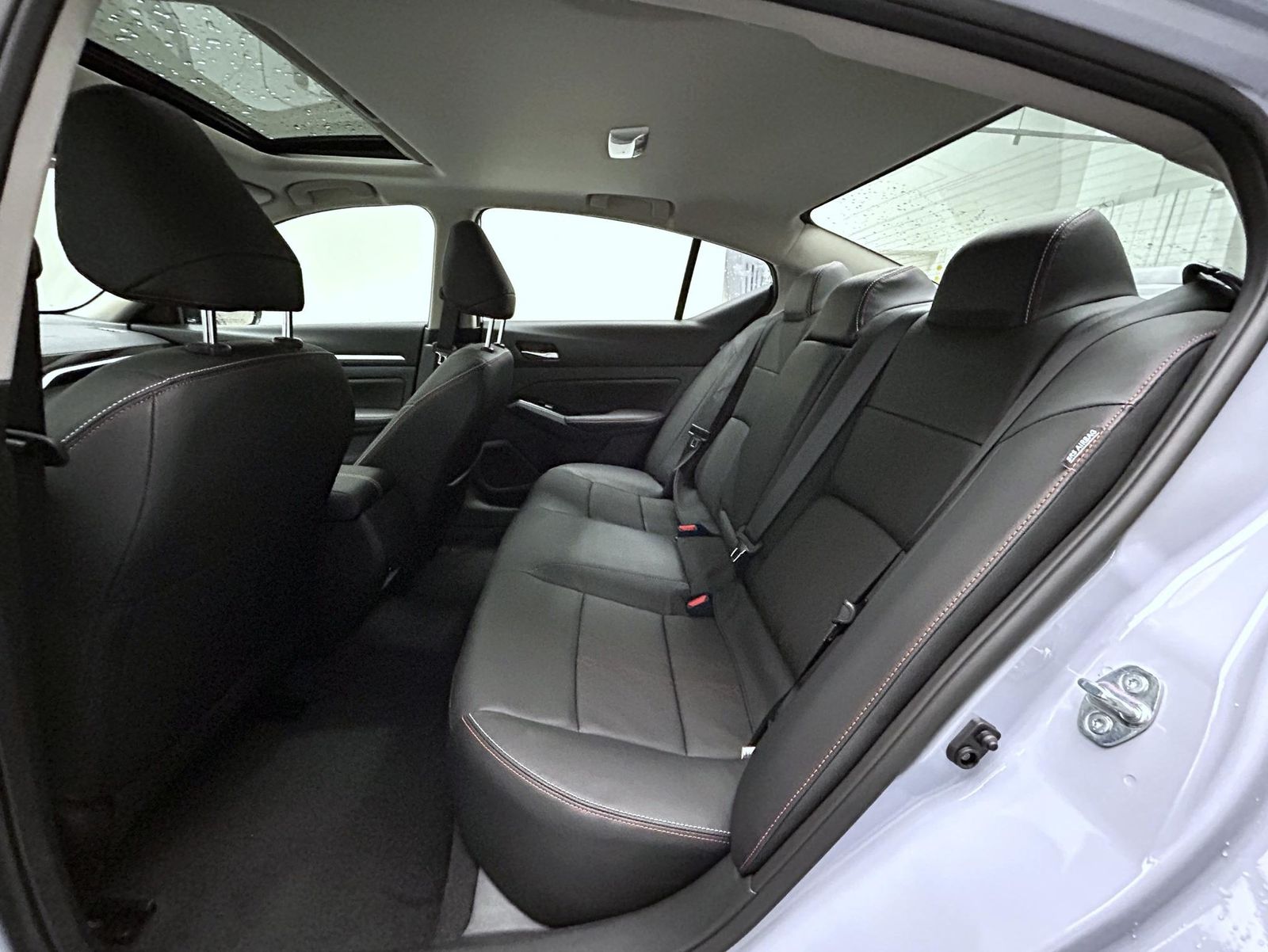 2025 Nissan Altima 2.5 SR photo 11