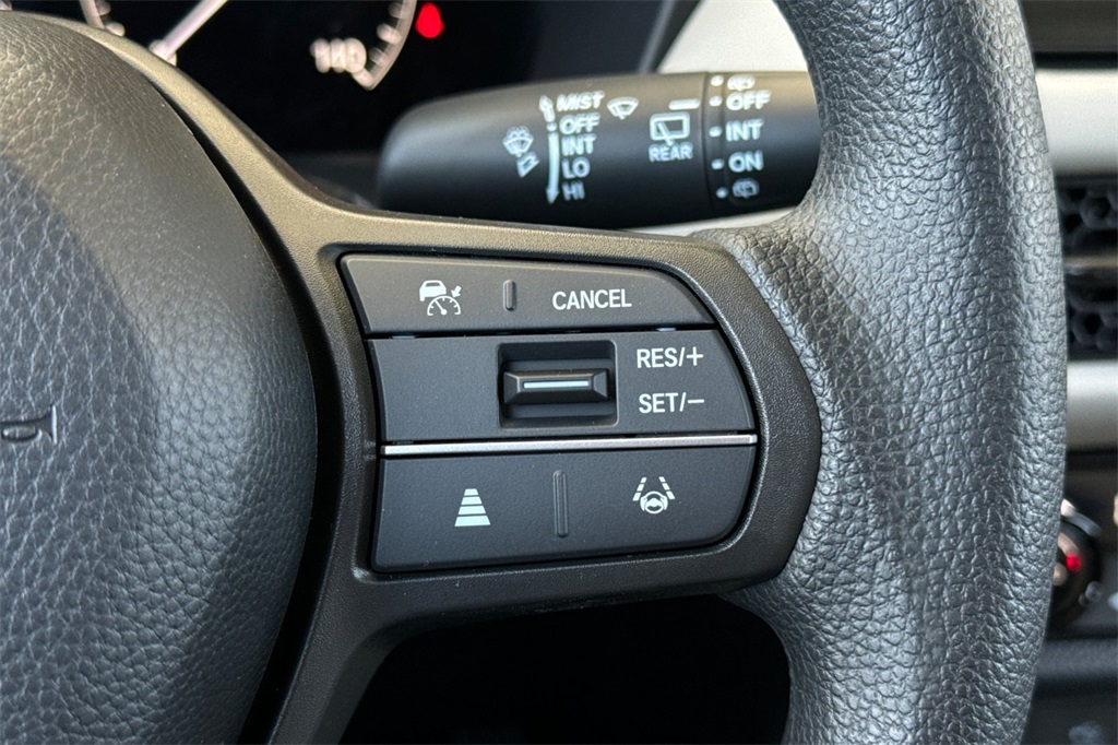2026 Honda HR-V LX photo 24