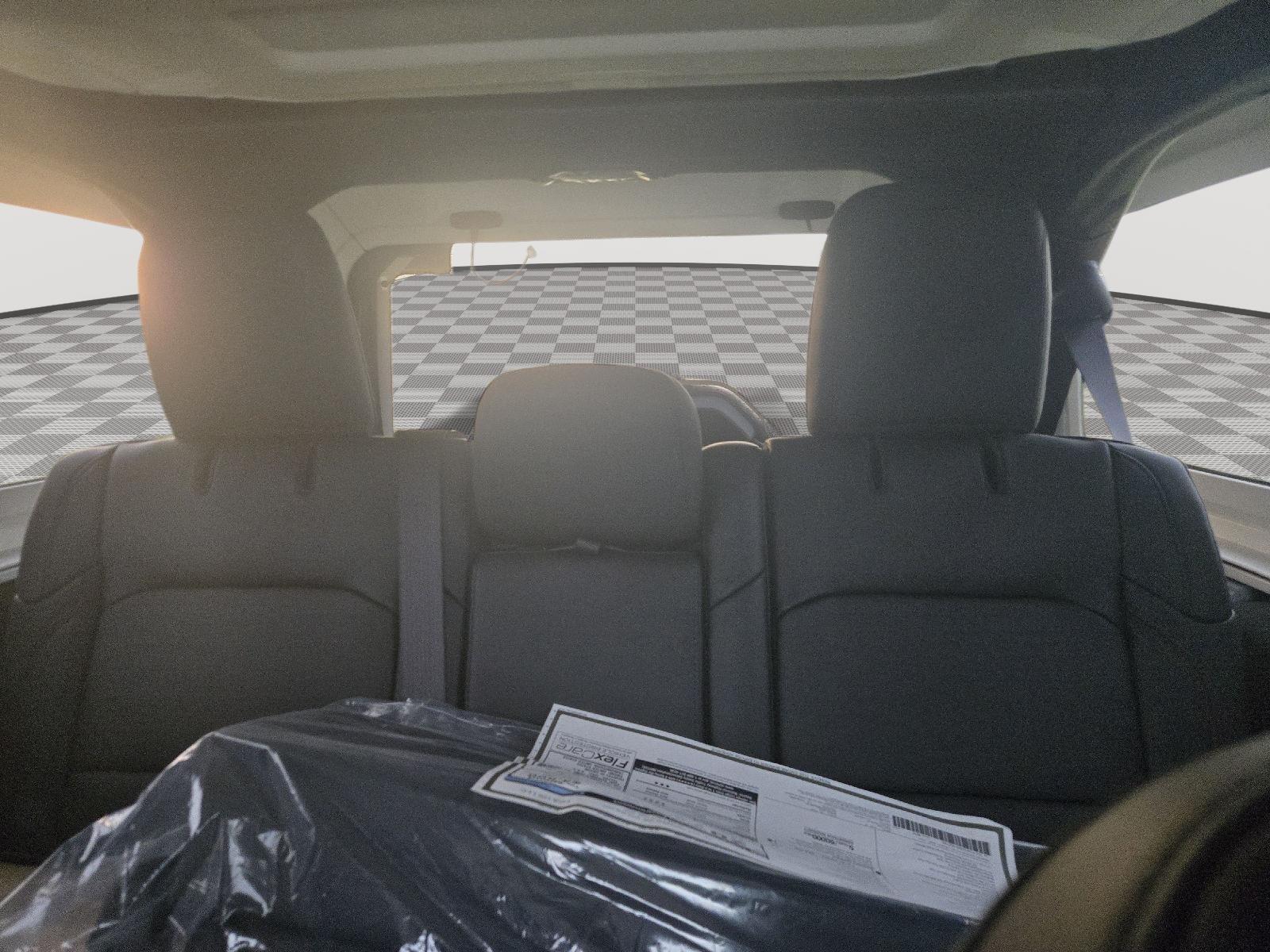 2025 Jeep Wrangler Rubicon photo 8