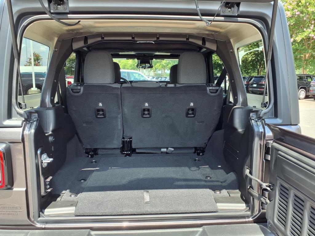 2025 Jeep Wrangler Sport S photo 21