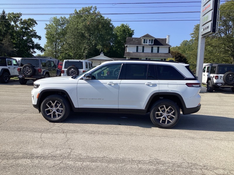 2025 Jeep Grand Cherokee Limited photo 4
