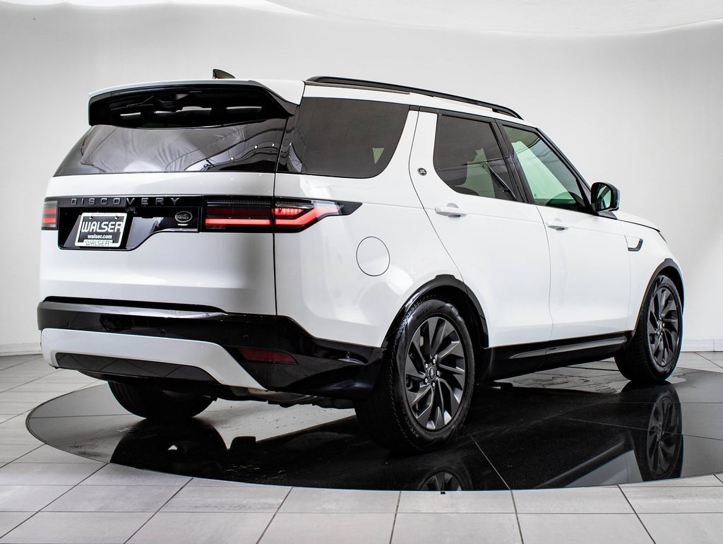 2023 Land Rover Discovery S R-Dynamic photo 9