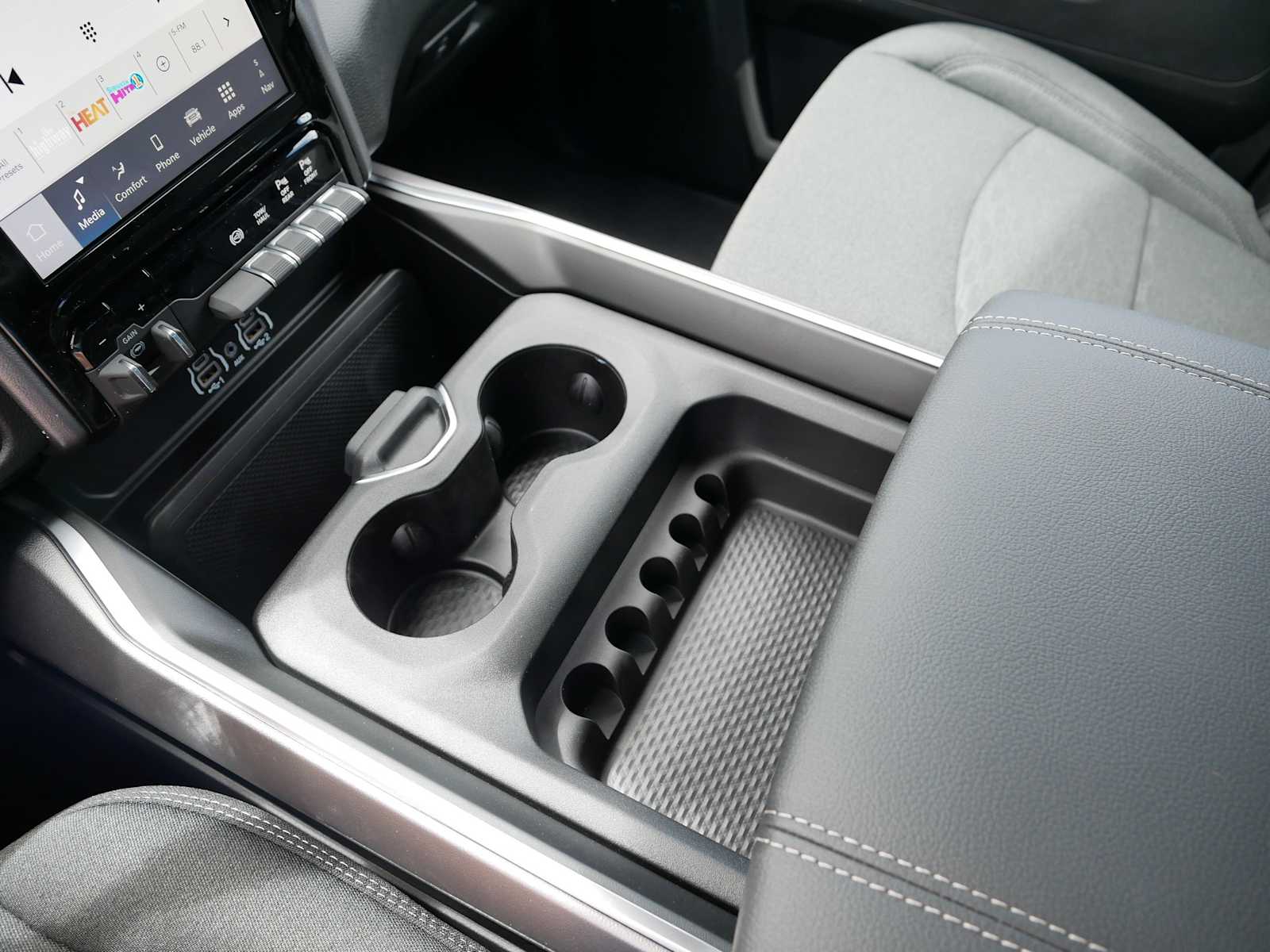 2025 Ram 2500 Big Horn photo 14