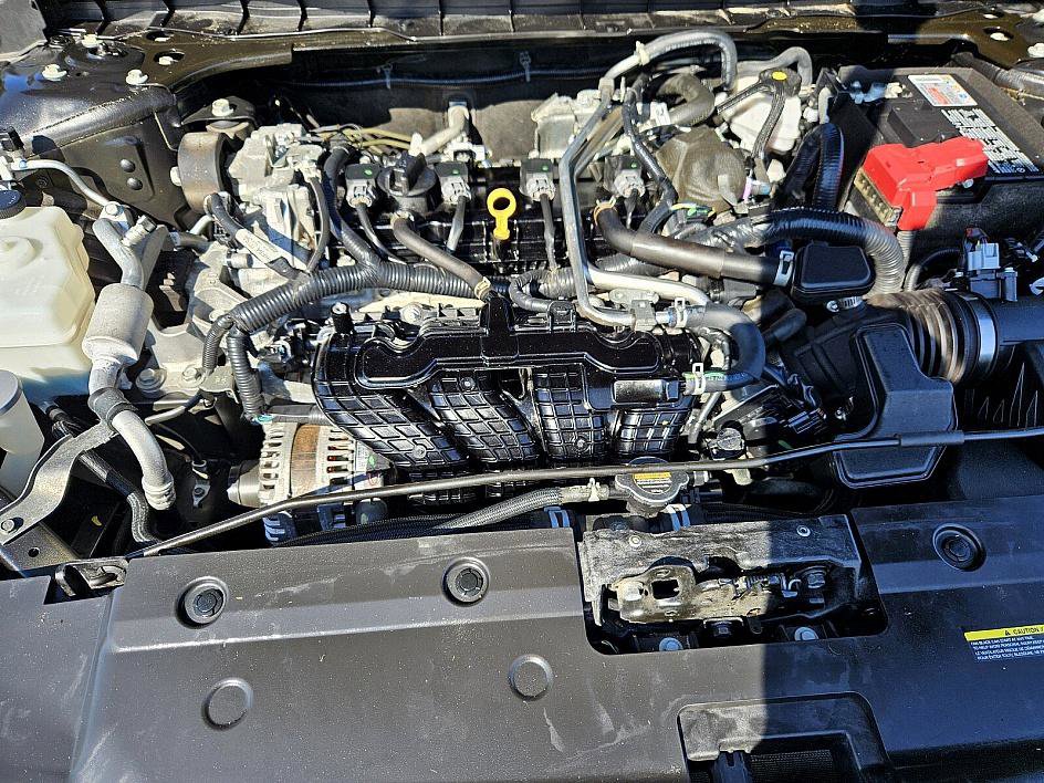2023 Nissan Altima 2.5 SV photo 13
