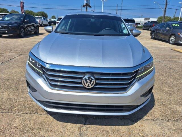 2021 Volkswagen Passat 2.0T SE photo 8