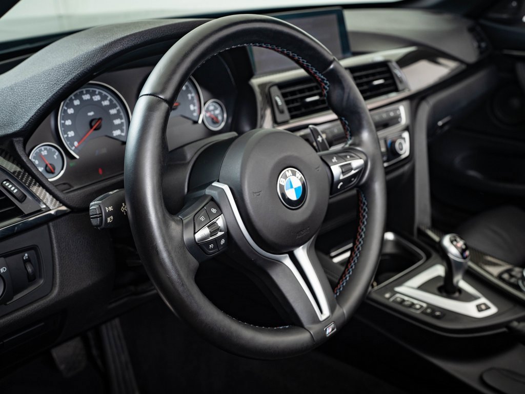 2015 Bmw M4 Convertible photo 5