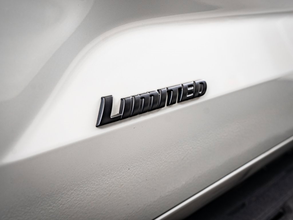 2024 Toyota Sequoia Limited photo 3