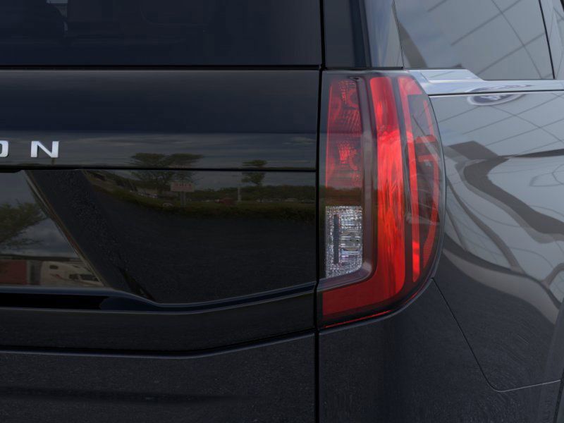 2025 Ford Expedition photo 17