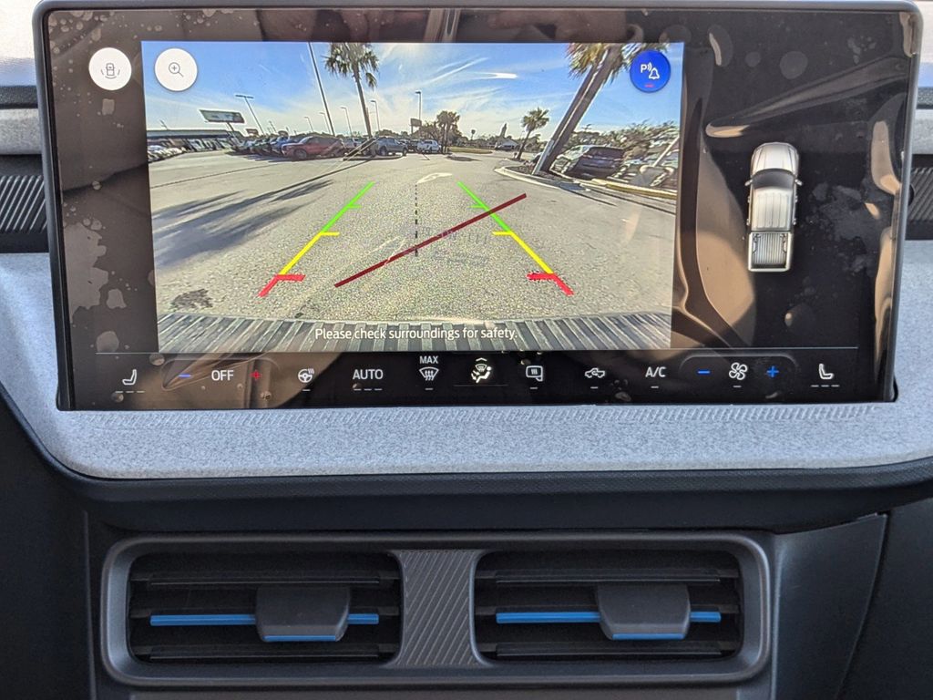 2025 Ford Maverick XLT photo 17