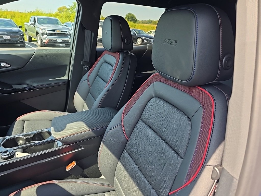 2026 Chevrolet Equinox RS photo 31