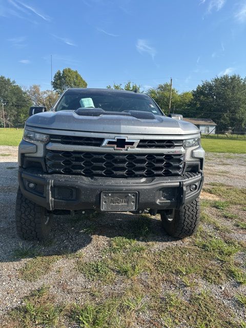 2023 Chevrolet Silverado 1500 ZR2 photo 2