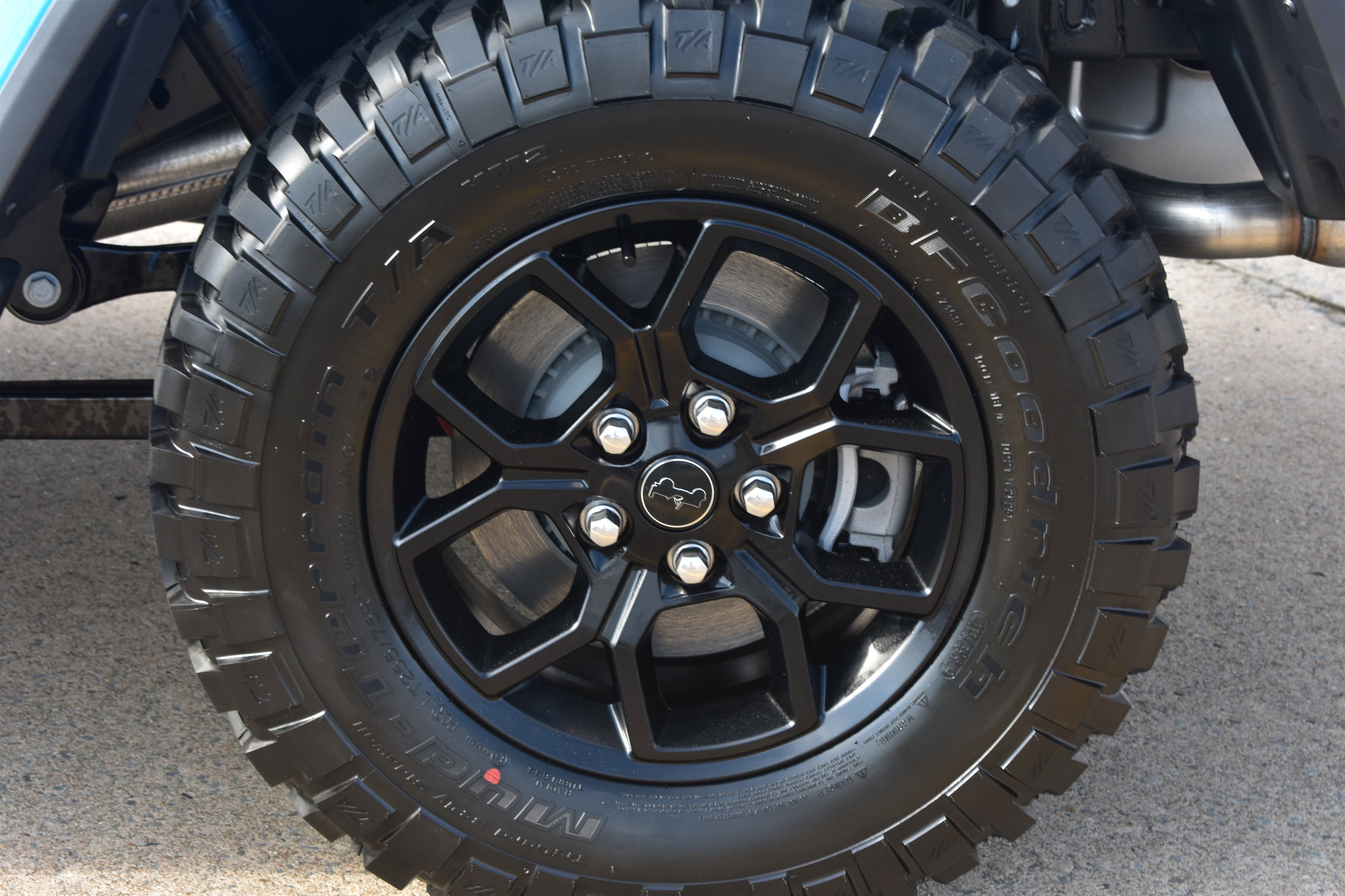 2025 Jeep Gladiator Sport photo 3