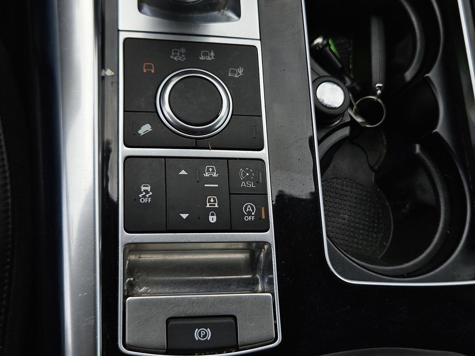 2016 Land Rover Range Rover Sport SuperCharged HSE photo 20
