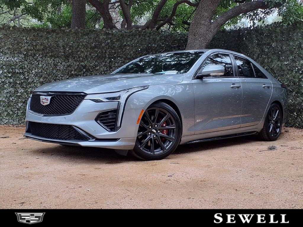 2023 Cadillac CT4 V-Series's photo