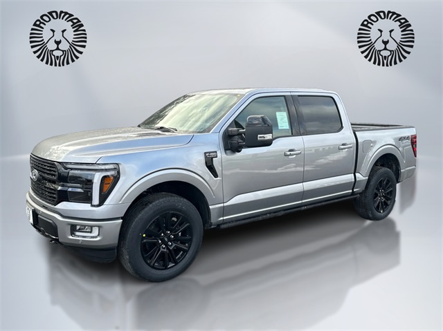 2025 Ford F-150 Platinum's photo