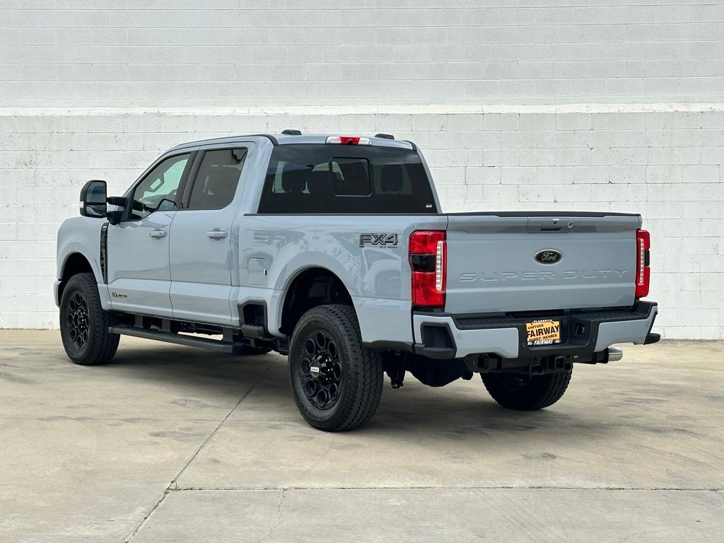 2025 Ford F-250 Lariat photo 4