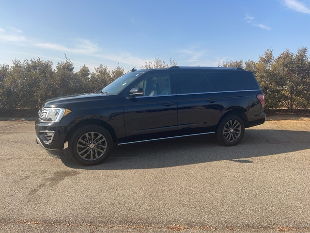 2020 Ford Expedition MAX Limited photo 2