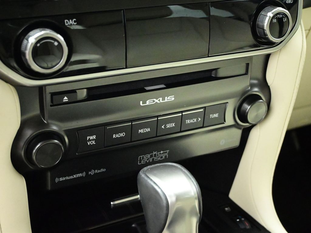2023 Lexus GX 460 photo 15