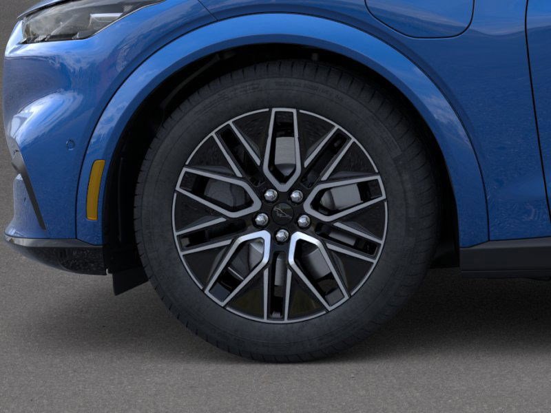 2025 Ford Mustang Mach-E Premium photo 17