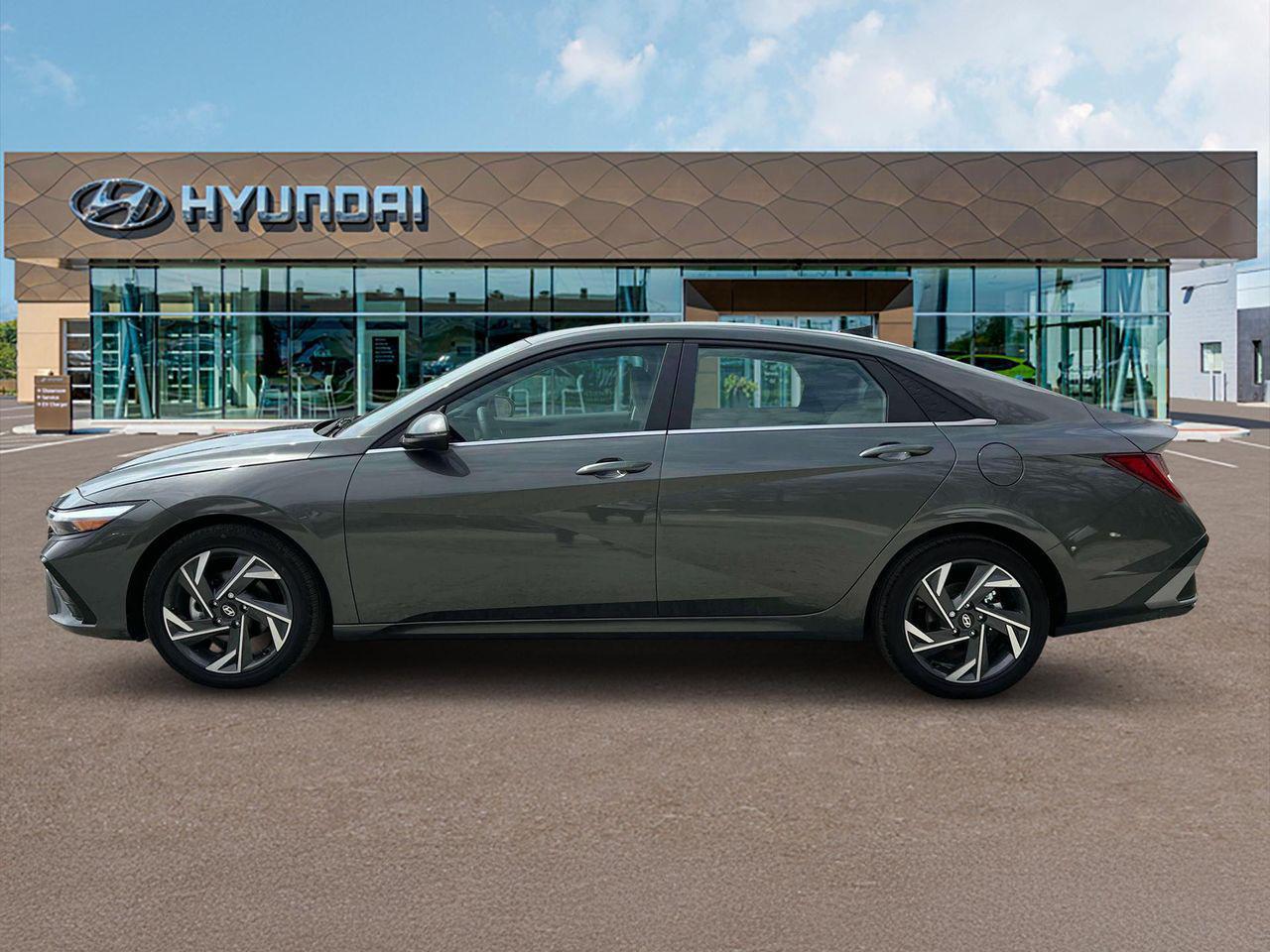 2025 Hyundai Elantra Hybrid Limited photo 2