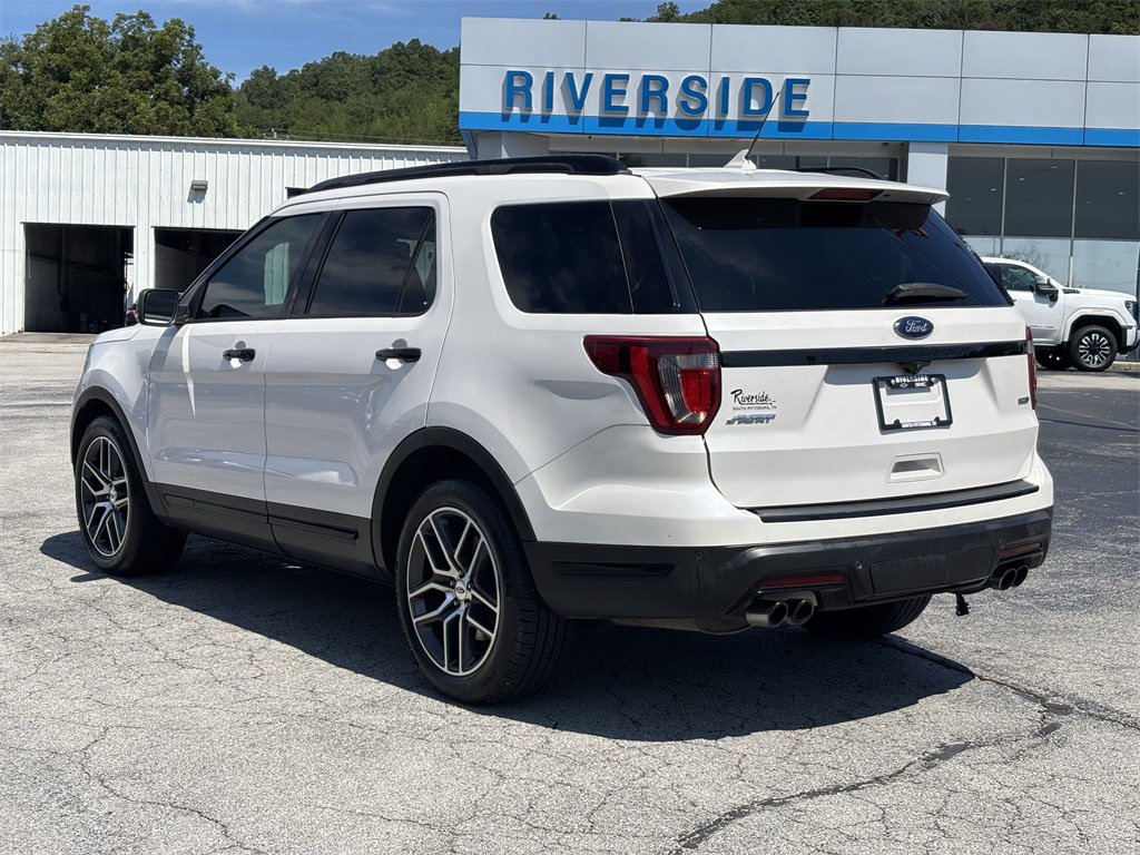 2018 Ford Explorer Sport photo 8