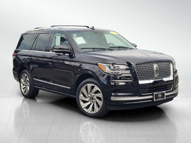 2023 Lincoln Navigator Reserve's photo
