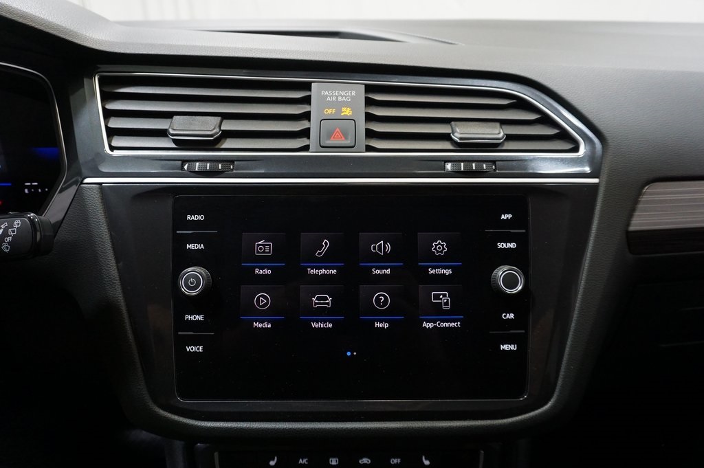 2024 Volkswagen Tiguan Wolfsburg Edition photo 13