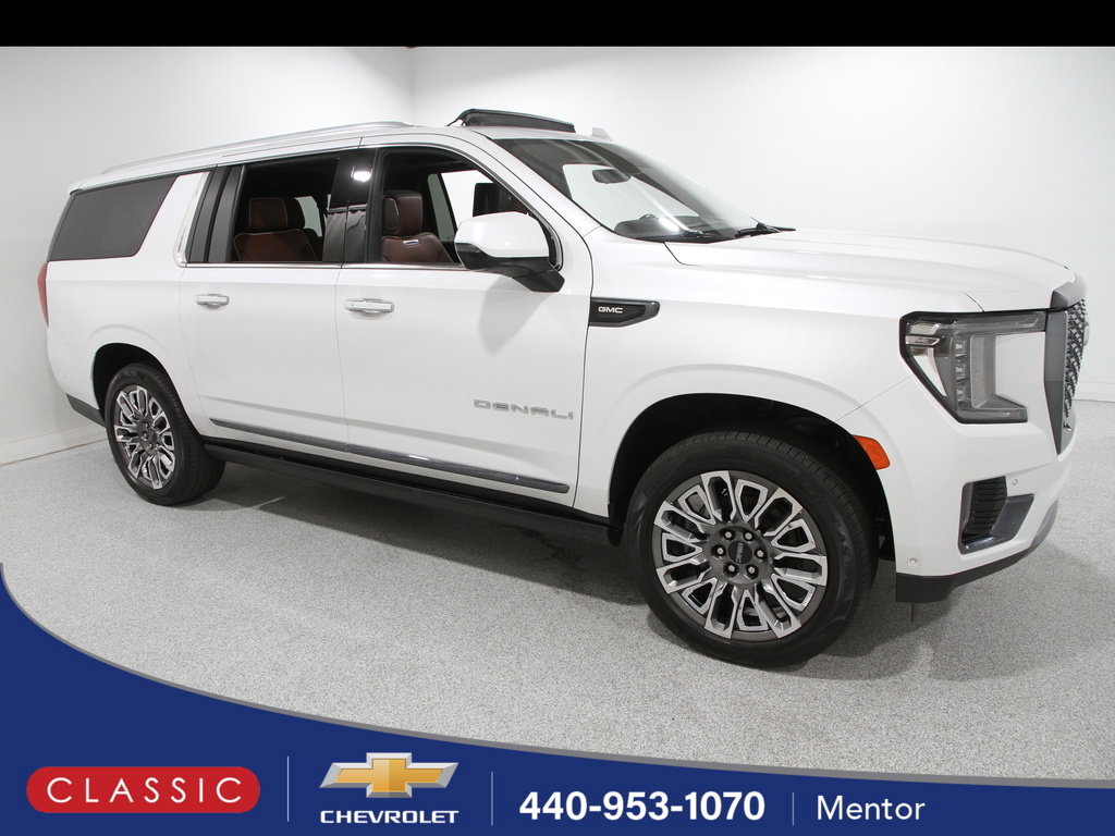 2023 GMC Yukon XL Denali Ultimate's photo
