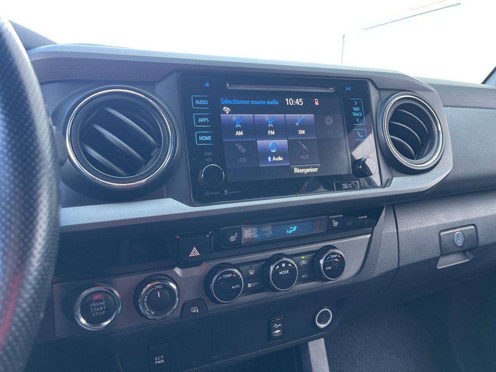 2016 Toyota Tacoma TRD Sport photo 5