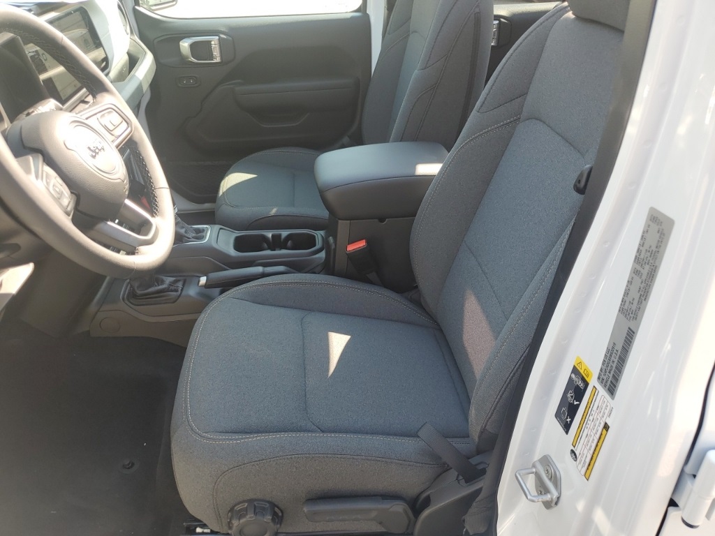 2025 Jeep Wrangler Sport S photo 10
