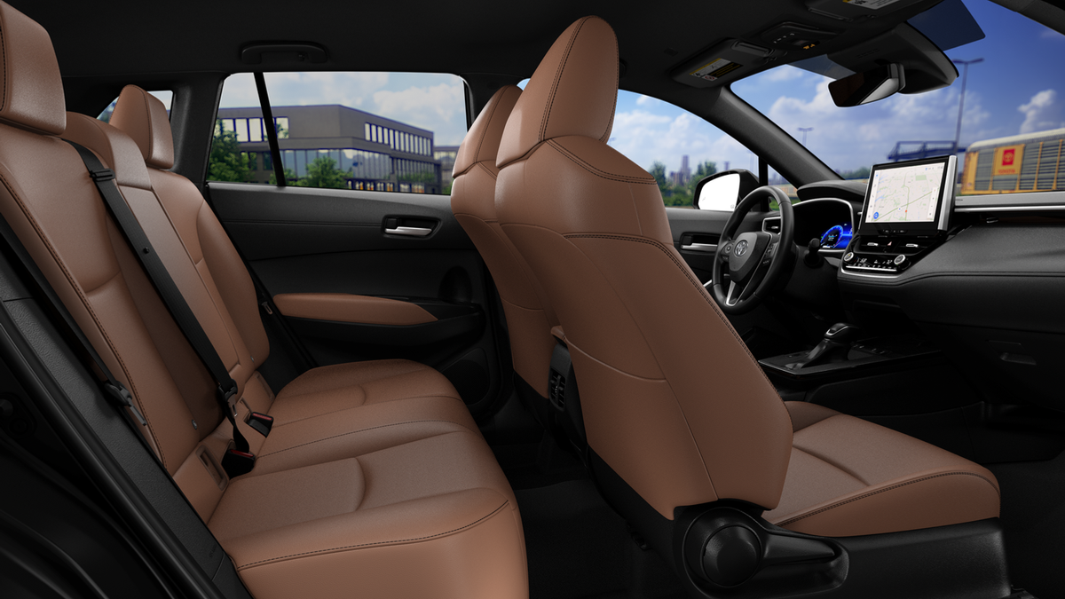 2026 Toyota Corolla Cross XLE photo 18
