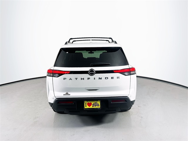 2025 Nissan Pathfinder SV photo 5