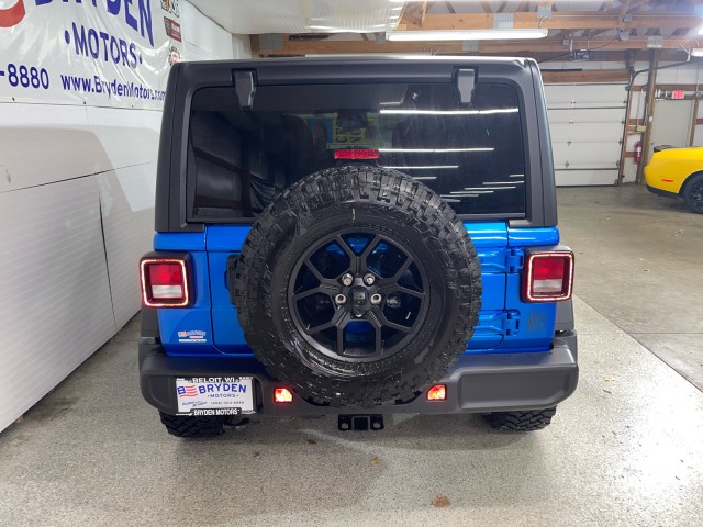 2026 Jeep Wrangler Willys photo 4