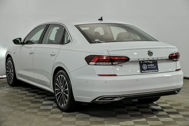 2022 Volkswagen Passat 2.0T Limited photo 5